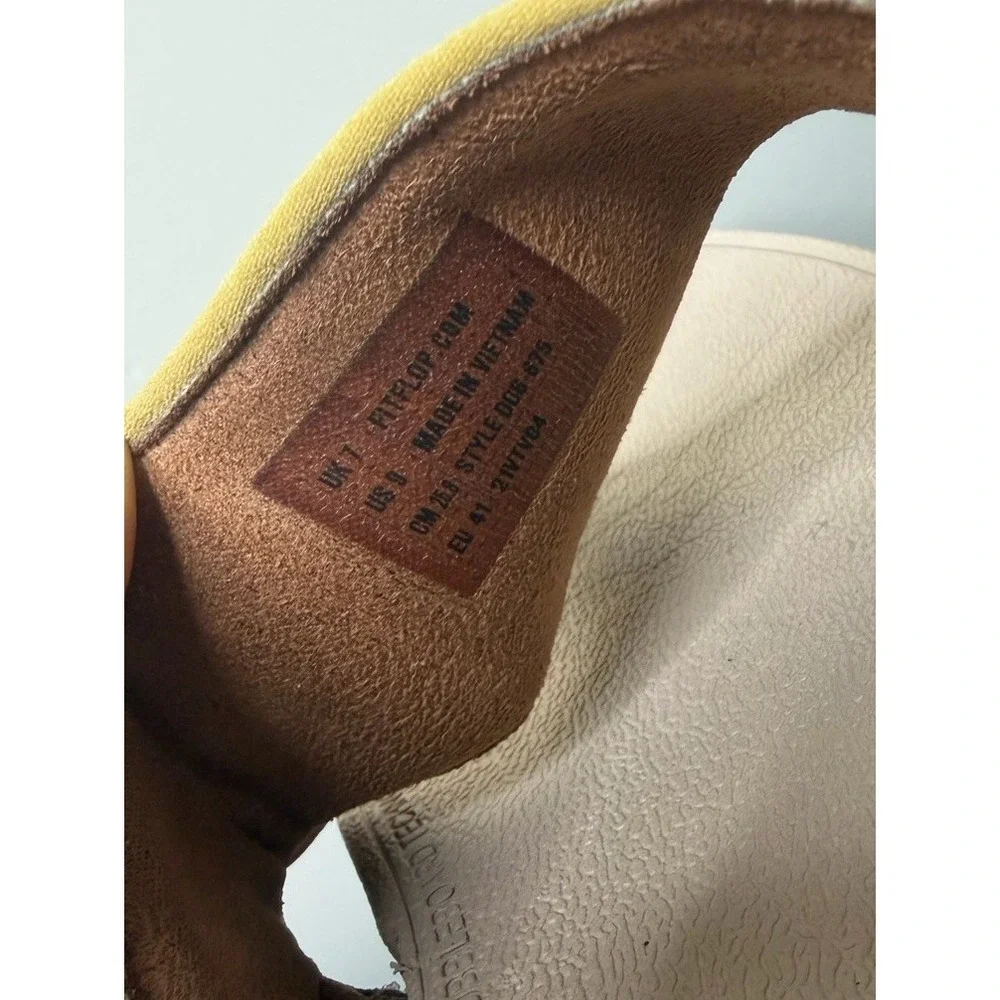 FitFlop Sandals Womens Size 8 Thong Comfort Slip On Metallic Casual  Gold